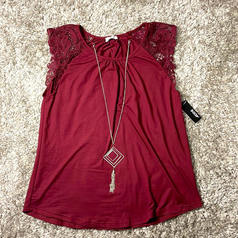 Casual maroon shirt